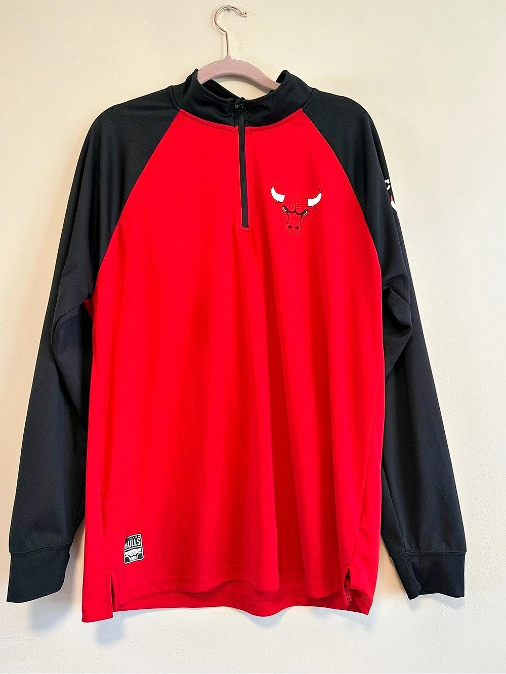 NBA Chicago Bulls Red & Black 1/4 Zip Pullover